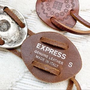 Express Accessories - Express Leather and Metal Strap Conchology Belt Express Accessories - Express Leather and Metal Strap Conchology Belt